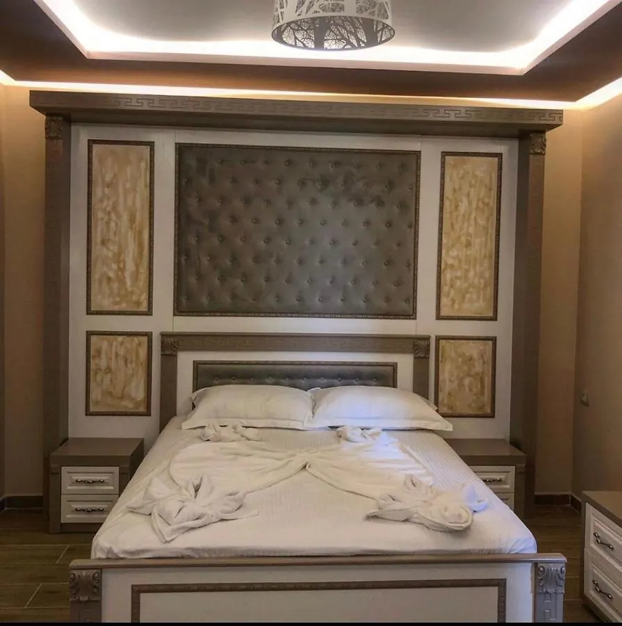 Hotel Univers Bajram Curri